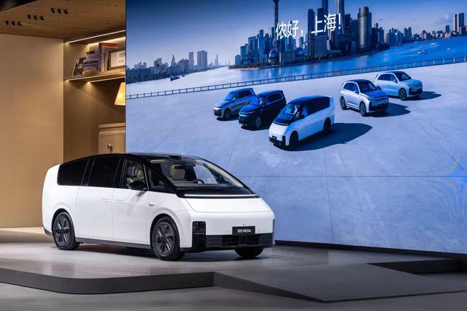 看理想app主讲人__李想谈理想汽车
