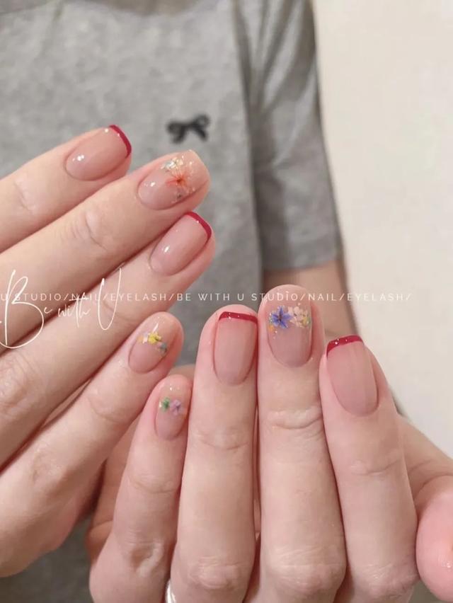美甲长款好看还是短款好看__好看美甲夏天