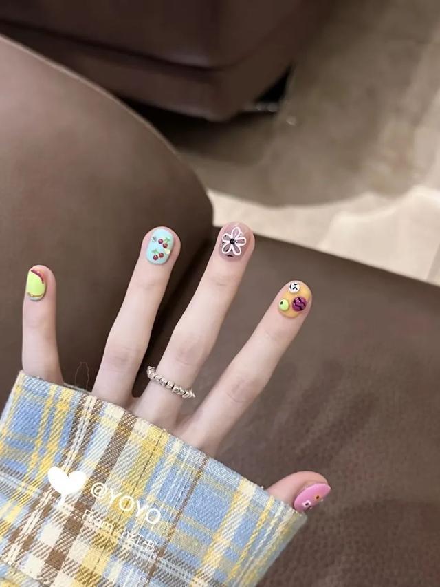 _美甲长款好看还是短款好看_好看美甲夏天