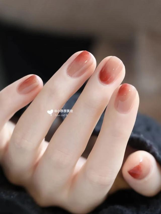 美甲长款好看还是短款好看_好看美甲夏天_
