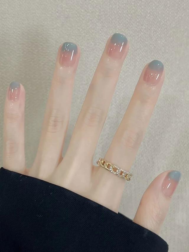 美甲长款好看还是短款好看__好看美甲夏天