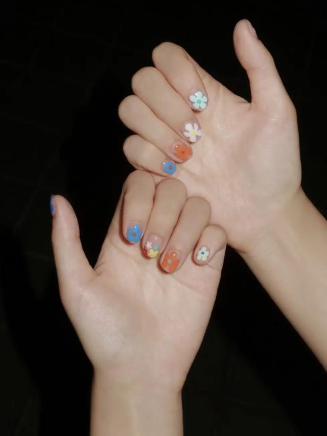 _美甲长款好看还是短款好看_好看美甲夏天