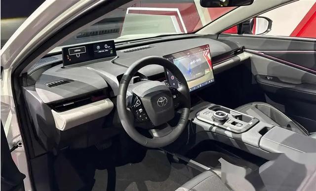 中型纯电轿跑SUV6月上市 丰田bZ5预售13-16万