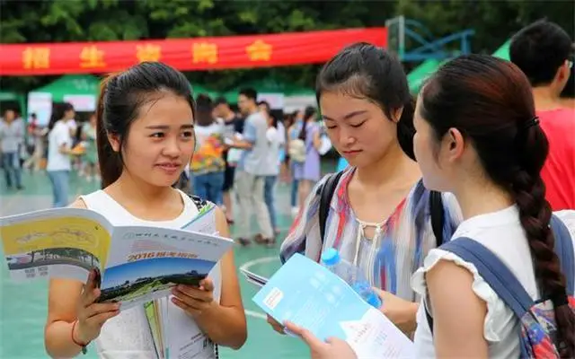 _戏剧影视文学就业方向_汉语言文学就业方向