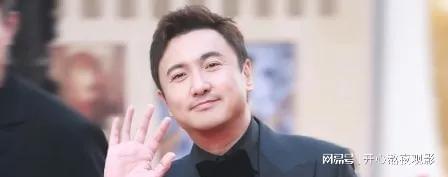 沈腾神操作|华表奖忘词现场秒变喜剧名场面 网友：这救场我给满分
