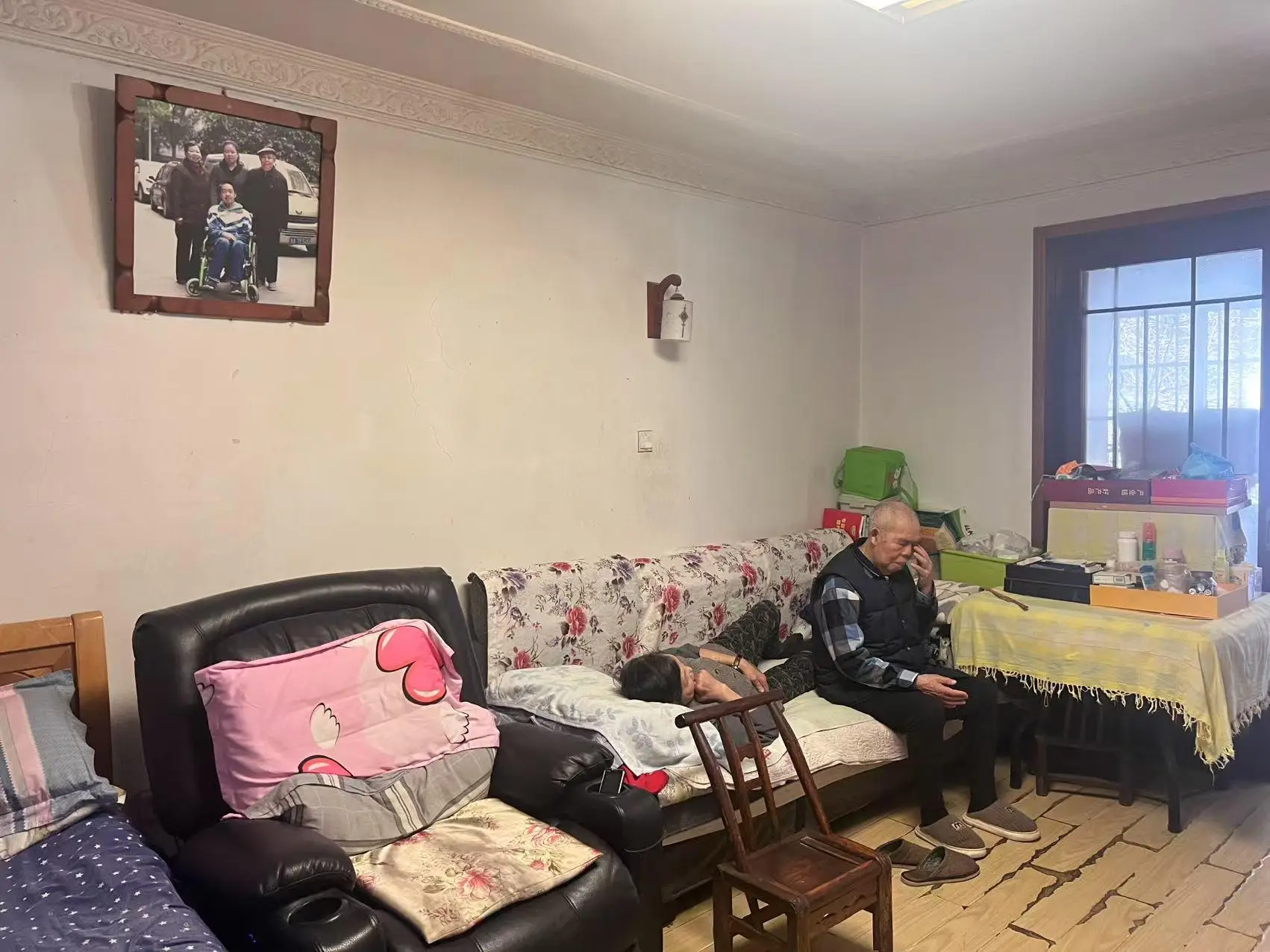 _单亲妈妈陪读16年，长沙轮椅男孩考研上岸：希望试着一个人生活，不想让妈妈那么累_单亲妈妈陪读16年，长沙轮椅男孩考研上岸：希望试着一个人生活，不想让妈妈那么累