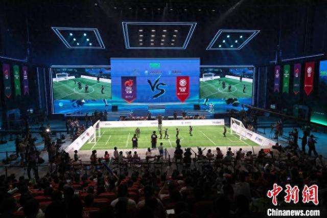国内首场全自主3V3 AI机器人足球赛在京举办