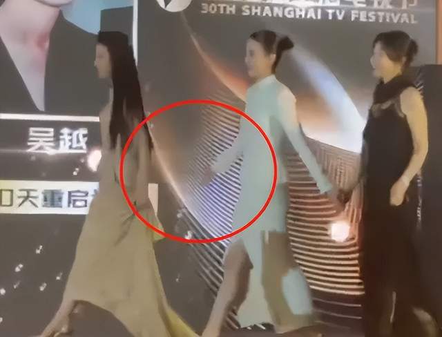 刘亦菲讲话视频_刘亦菲立场_