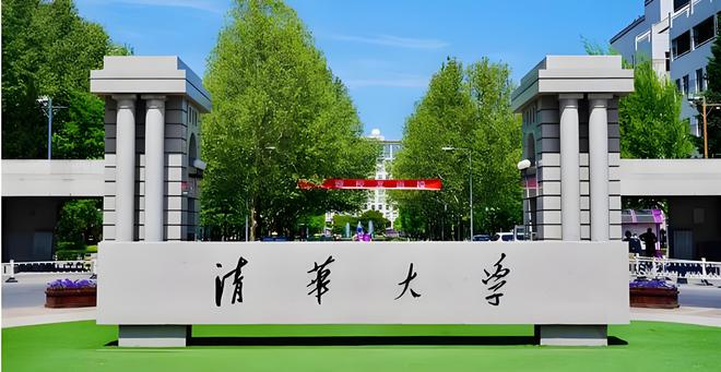 江苏高考“文科状元”，691分却无缘清北，只因为她考前一个选择