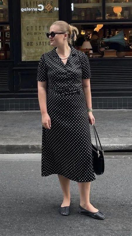 苹果型穿衣搭配__苹果身材夏天穿什么裤子好看
