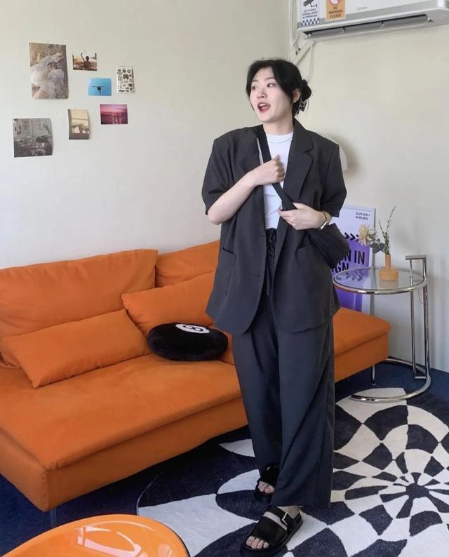 _苹果型穿衣搭配_苹果身材夏天穿什么裤子好看