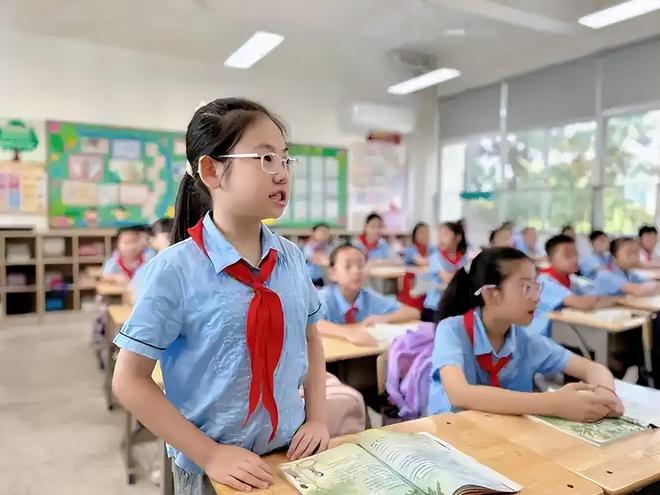 什么奇葩政策？阳光招生下，教师子女竟不能到自己任教的学校就读
