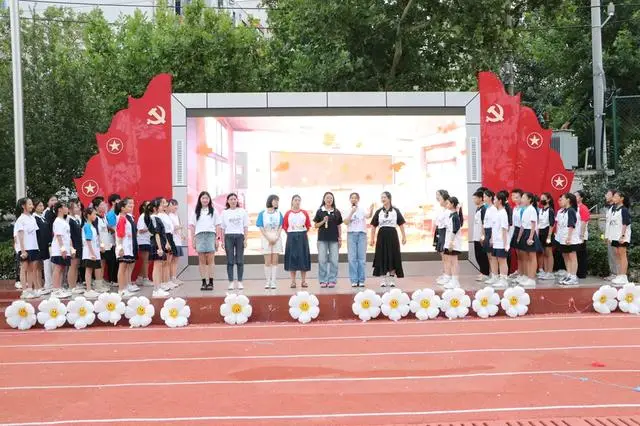 _跨维共融 素养共生——中原区建设路小学六年级学习成果展_跨维共融 素养共生——中原区建设路小学六年级学习成果展