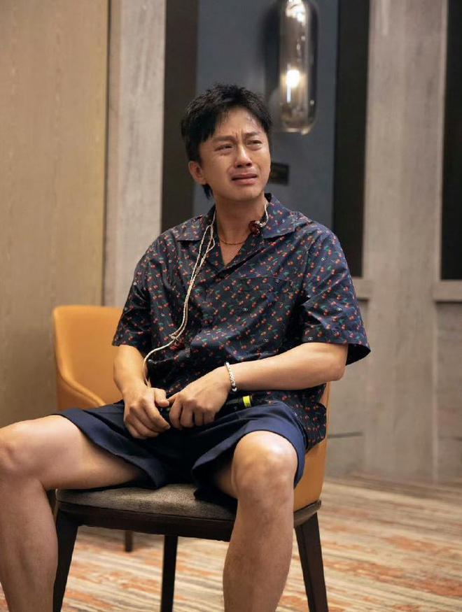 邓超《五哈》收官情绪失控，哭成“悲伤蛙”表情包_邓超《五哈》收官情绪失控，哭成“悲伤蛙”表情包_