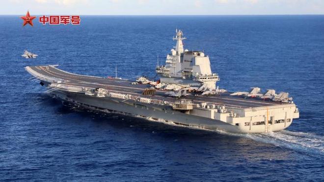 寸土不丢、寸海不让！歼-15挂弹起飞高空缠斗驱离外机 影像公布_寸土不丢、寸海不让！歼-15挂弹起飞高空缠斗驱离外机 影像公布_