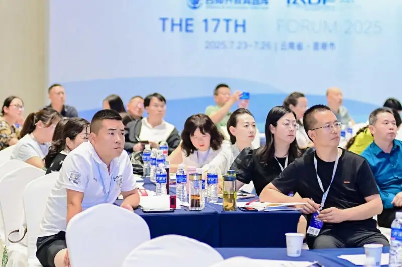 第十七届名师工作室创新发展论坛昆明收宫__第十七届名师工作室创新发展论坛昆明收宫