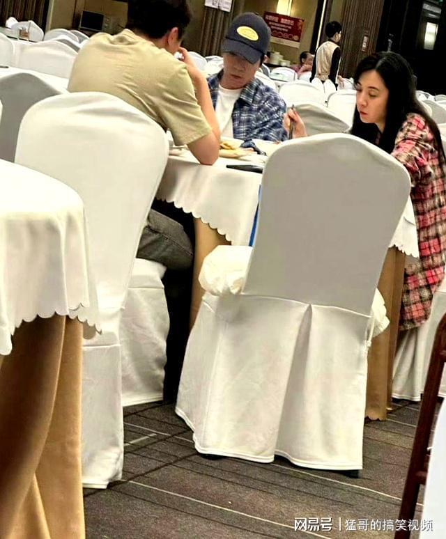 _可算承认了？王晓晨在网上维护俞灏明，眼里容不得一点黑评！_可算承认了？王晓晨在网上维护俞灏明，眼里容不得一点黑评！