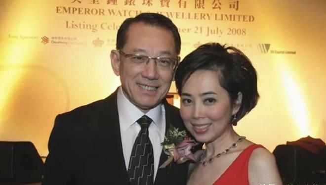 龙头企业暴雷！贷款逾期166亿，风流娱乐大佬，被二婚妻子坑惨了_龙头企业暴雷！贷款逾期166亿，风流娱乐大佬，被二婚妻子坑惨了_
