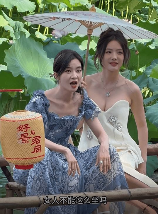 小李不哭引外媒热议_这款奇葩的豆豆鞋引网友热议_