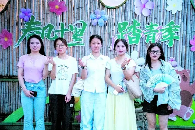 铸就桥梁__筑起一座桥
