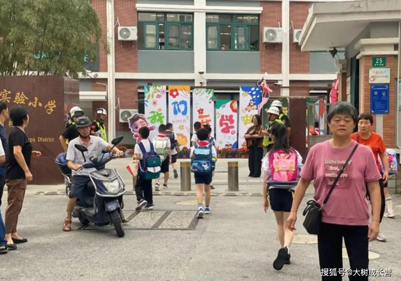 上海小学在校生人数_上海小学入学人口_