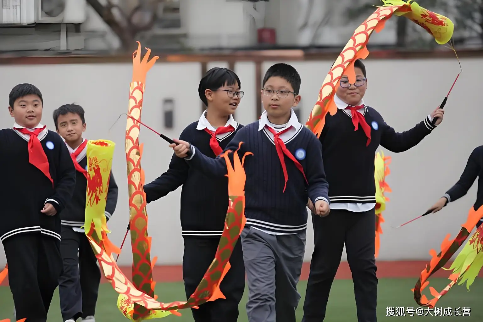 上海小学在校生人数__上海小学入学人口