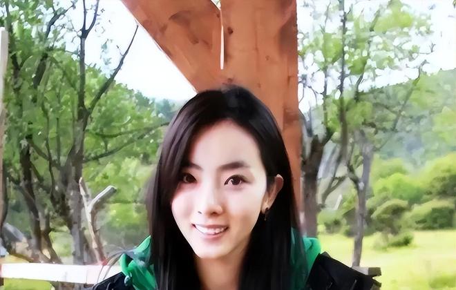 _李思思任鲁豫唱歌视频_鲁豫李思思
