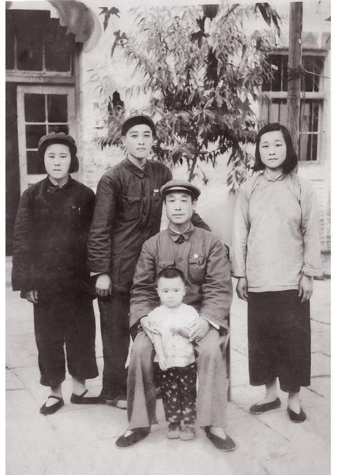 一座“不沉”岛：绝境重生，抗战火种永不灭