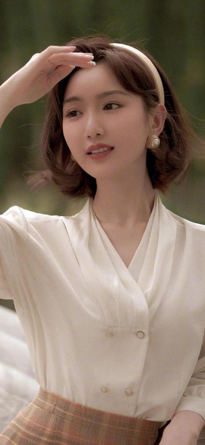 拉丁红舞蹈_拉丁舞表演裙子_