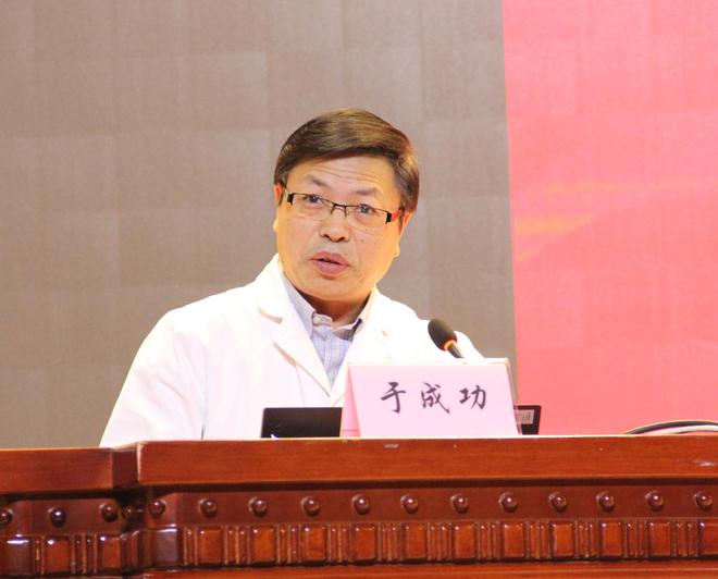 南京鼓楼医院院长被人长期尾随后砍伤 已脱离危险