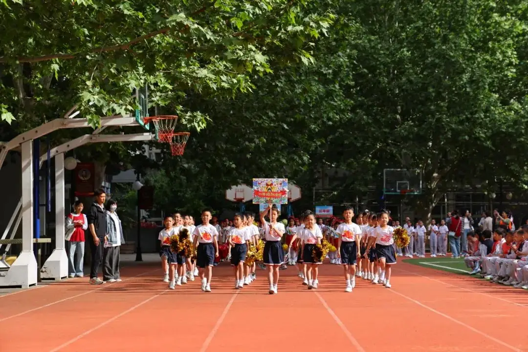 北京市海淀区民族小学校歌_北京市海淀区民族小学c罗_