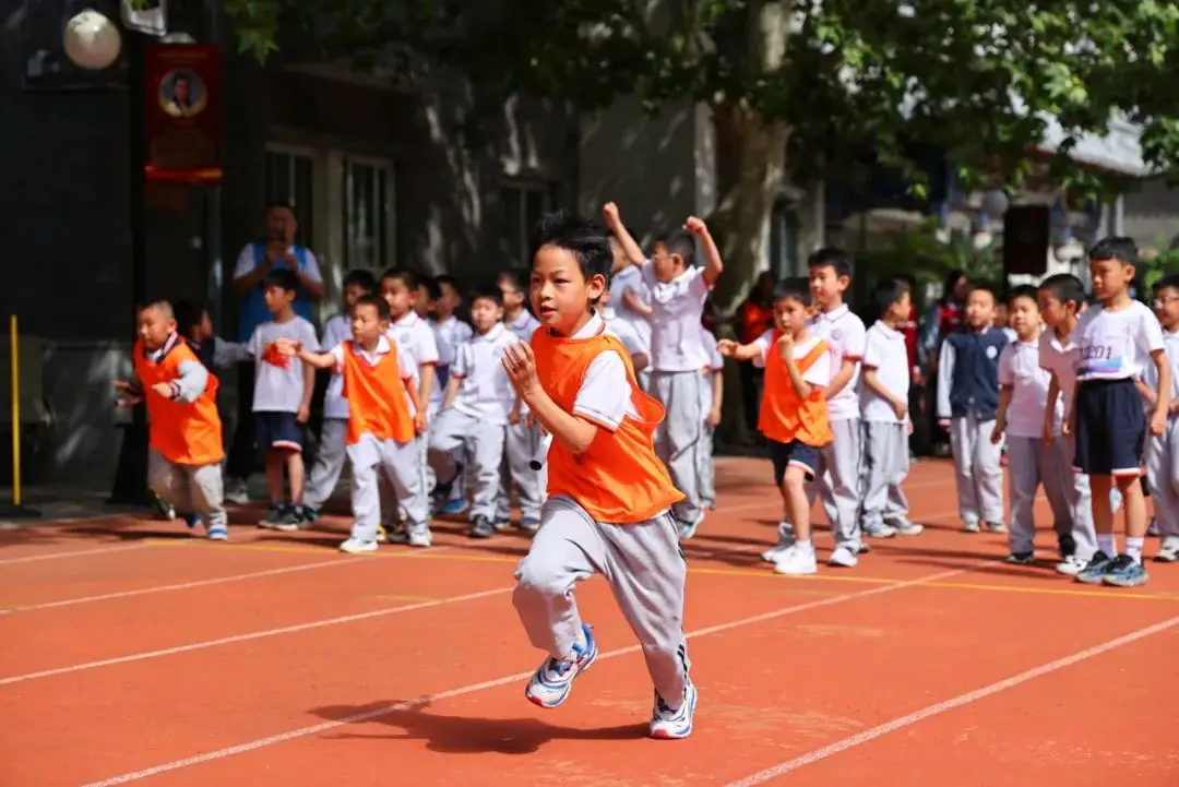 _北京市海淀区民族小学c罗_北京市海淀区民族小学校歌