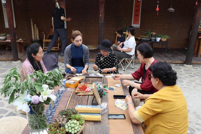 _盛世端午粽子礼盒多少钱_粽香端午声声锣鼓仿句