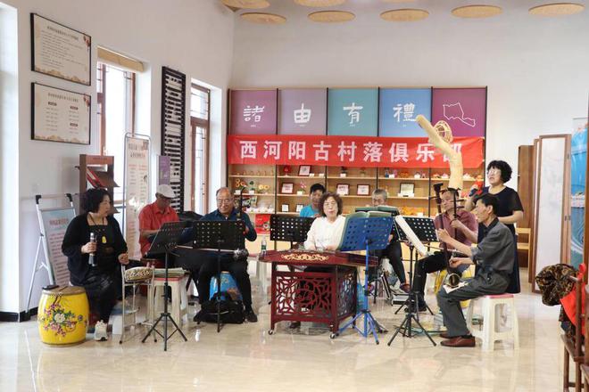 粽香端午声声锣鼓仿句_盛世端午粽子礼盒多少钱_