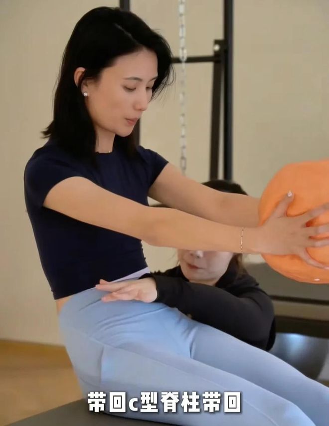 生完孩子练腹肌__产后练腹部