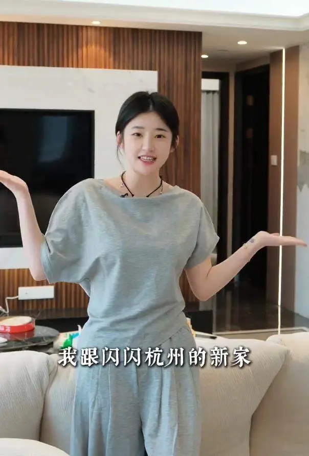 黄一鸣男朋友_黄一鸣老师_