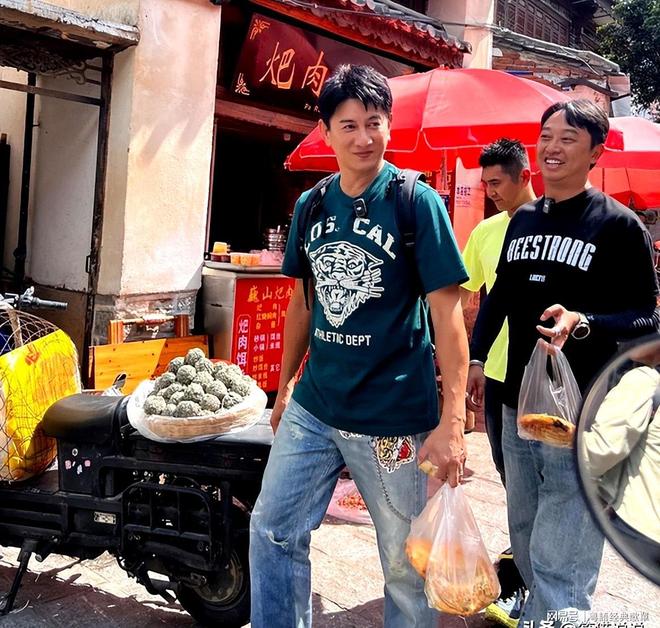 品尝美食英文__哈尔滨最值得品尝的美食