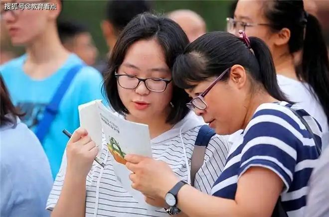 男孩高考632分，却因为志愿填报不慎，985秒变民办，学费翻了三倍