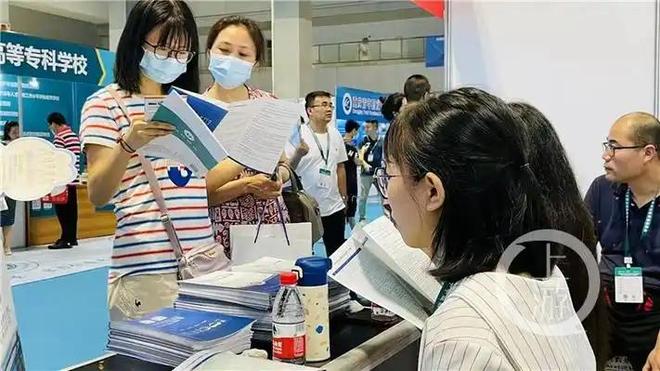 男孩高考632分，却因为志愿填报不慎，985秒变民办，学费翻了三倍_男孩高考632分，却因为志愿填报不慎，985秒变民办，学费翻了三倍_