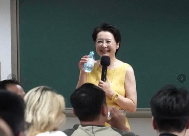 袁立发视频证明自己是袁立！多平台账号被封，字字犀利说到心坎里