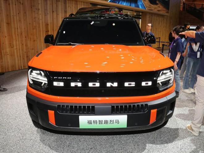 _福特电动车成都_福特电车价格及图片