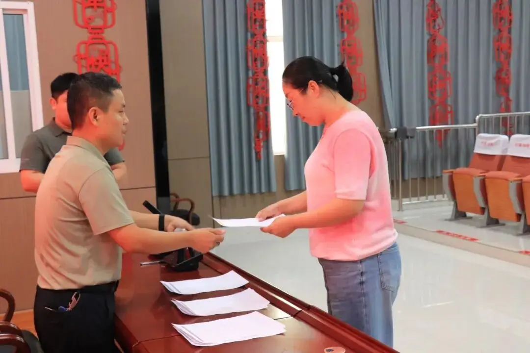 以公平为基，护航成长起点——忻州市第二实验小学2025级新生 “阳光分班”__以公平为基，护航成长起点——忻州市第二实验小学2025级新生 “阳光分班”