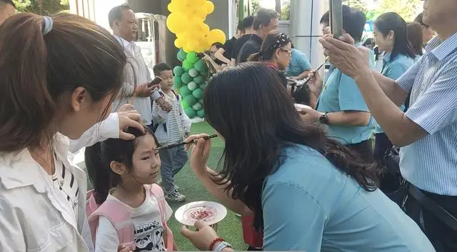 _朱砂启智明礼 开启新生求知新程_朱砂启智明礼 开启新生求知新程