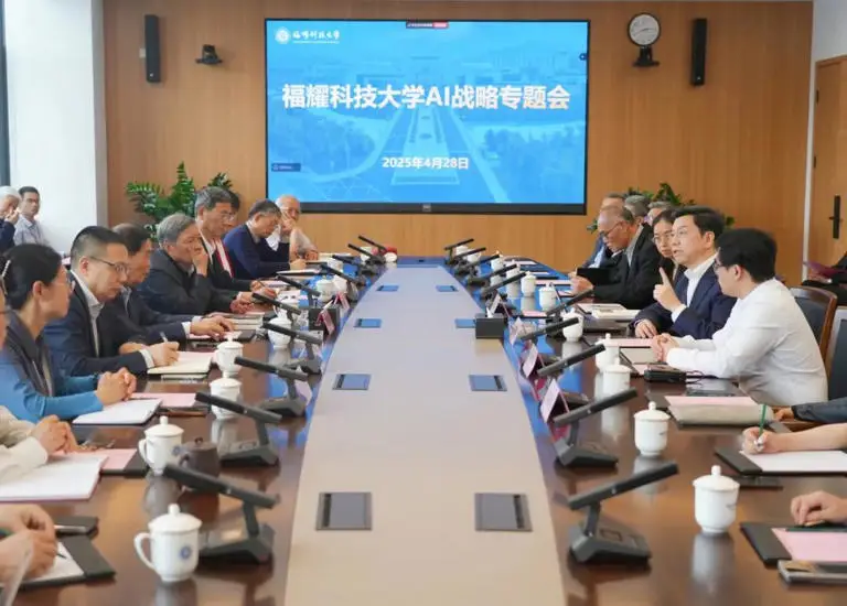 李开复博士简介_李开复学生网站_