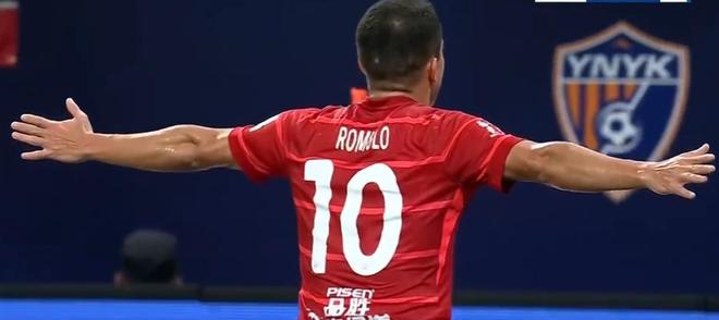 中超-罗慕洛制胜球 蓉城1-0送申花赛季首败+登顶