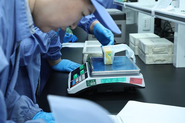 中国空间站第八批25项约37.25公斤科学实验样品返回地球_中国空间站第八批25项约37.25公斤科学实验样品返回地球_
