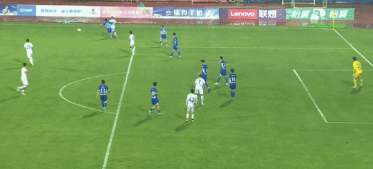 广州豹4-2逆转十人南京，晏紫豪、王建明补时破门，吉翔染红__广州豹4-2逆转十人南京，晏紫豪、王建明补时破门，吉翔染红