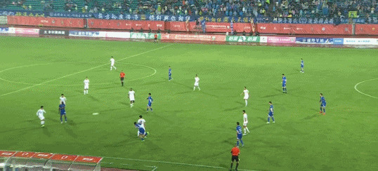 _广州豹4-2逆转十人南京，晏紫豪、王建明补时破门，吉翔染红_广州豹4-2逆转十人南京，晏紫豪、王建明补时破门，吉翔染红