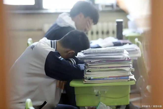_关群门睡觉微信图片_微信群网警监控