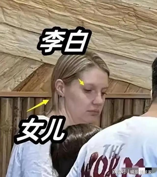 撒贝宁一家千岛湖亲子游！李白超短裤秀，5岁龙凤胎萌翻全场?_撒贝宁一家千岛湖亲子游！李白超短裤秀，5岁龙凤胎萌翻全场?_